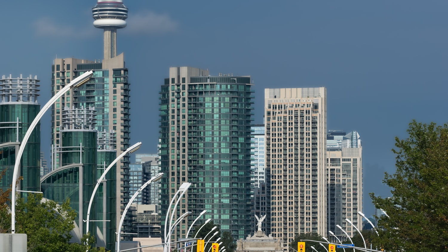 ¿Cuánto cuesta estudiar inglés en Canadá en 2026?